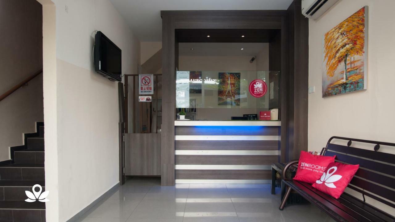 Zen Rooms Golden Star Kuantan Bagian luar foto